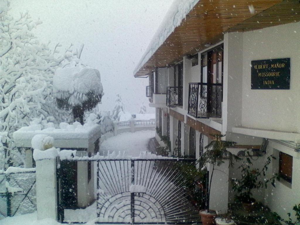 Ilbert Manor Hotell Mussoorie Eksteriør bilde
